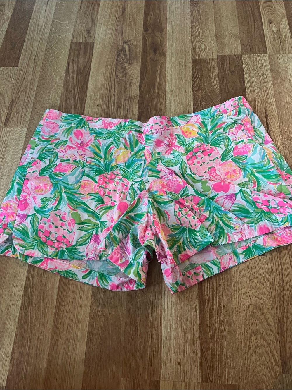 Women’s Tropical Floral Pink Shorts - Unbranded